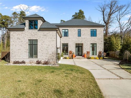 2108 Berkshire Ln, Greensboro, NC, 27408-5709 | Card Image