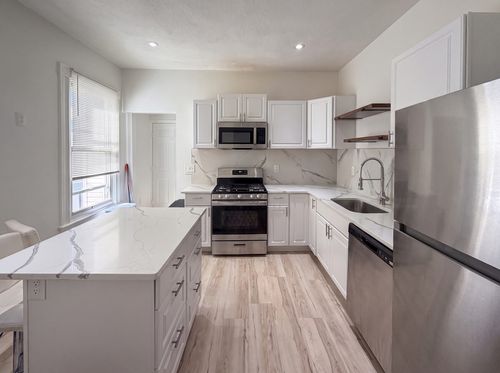 2-252 E Eagle St, Boston, MA, 02128-3441 | Card Image