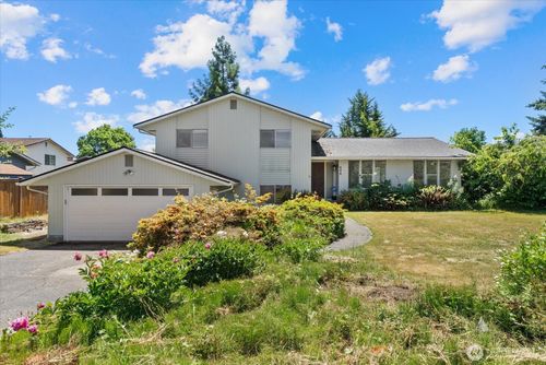 808 92nd St Se, Everett, WA, 98208-3346 | Card Image