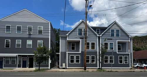 6-1085 Whalley Ave, New Haven, CT, 06515-1703 | Card Image