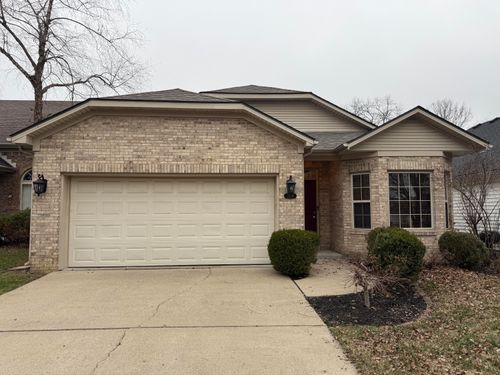 2204 Market Garden Ln, Lexington, KY, 40509-8525 | Card Image
