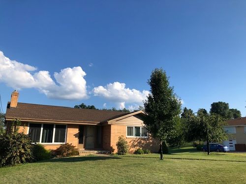 335 Commonwealth Ave, West Mifflin, PA, 15122-1929 | Card Image