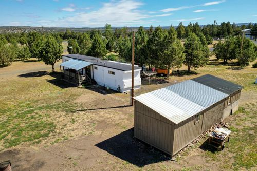 3300 Se Umatilla Loop, Prineville, OR, 97754-8880 | Card Image