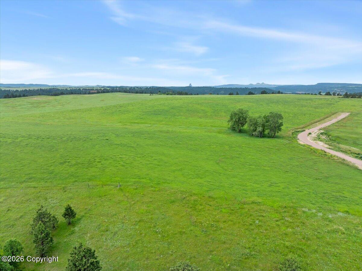 Land in Hulett 3