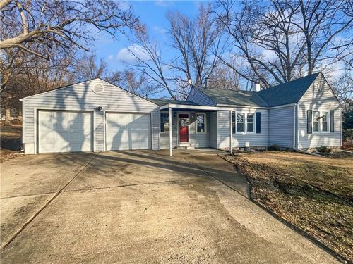 9314 E 68th Ter, Raytown, MO, 64133-5924 | Card Image