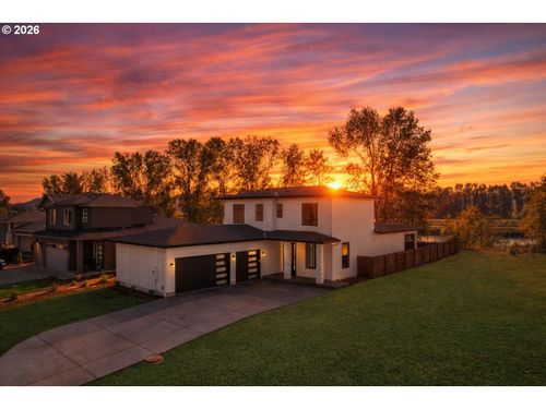 2040 S River Rd, Kelso, WA, 98626-1424 | Card Image