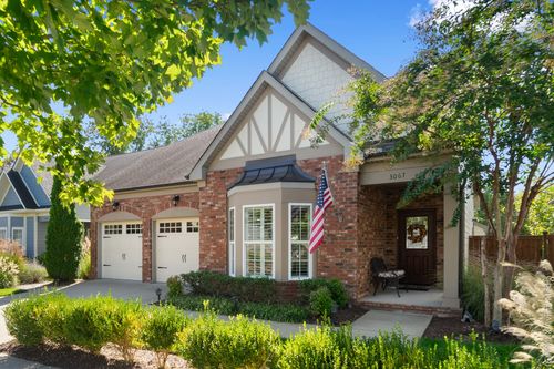 3067 Kirkland Cir, Mount Juliet, TN, 37122-8549 | Card Image