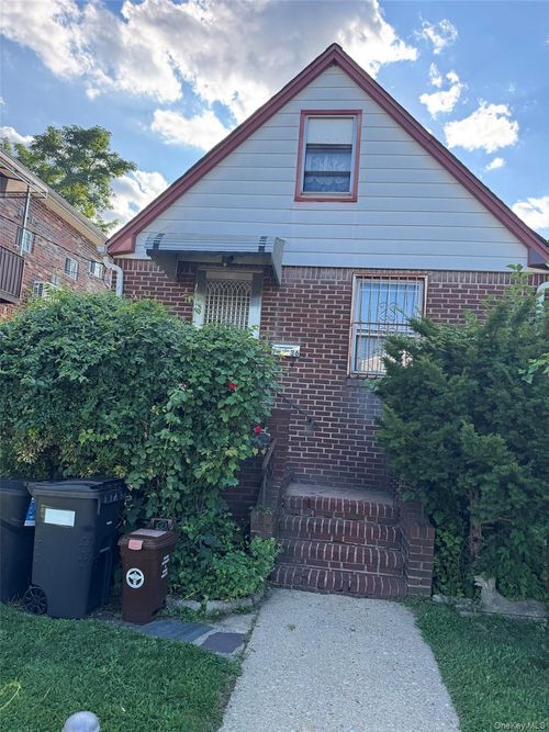 76-36 166th Street, New York, NY, 11366 | Card Image