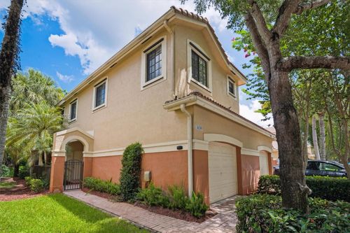 3839 Tree Top Dr, Weston, FL, 33332-2137 | Card Image
