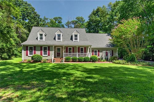 5 Drivers Ln, Carrollton, VA, 23314-6003 | Card Image