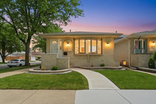 5601 S Sayre Ave, CHICAGO, IL, 60638-3120 | Card Image