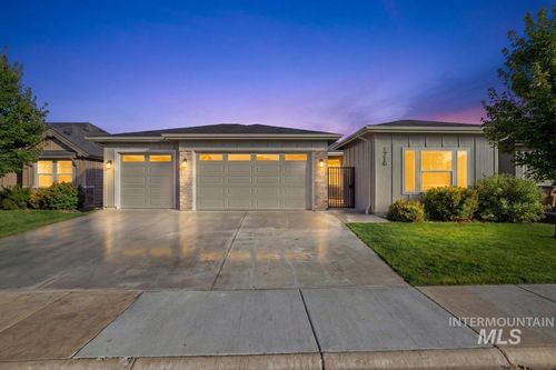 1716 Kayak Rd, Emmett, ID, 83617-3055 | Card Image