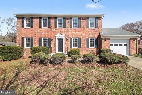 2113 Matthew Ln, FREDERICKSBURG, VA, 22405-5744 | Card Image