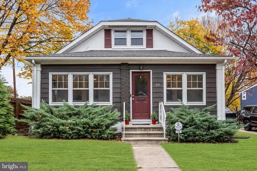 29 Saybrook Ave, Trenton, NJ, 08619-4201 | Card Image