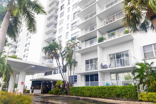 apt-1411-15e-2851 Ne 183rd St, Aventura, FL, 33160-2142 | Card Image