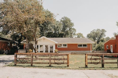 111 Spruce Dr, Frankfort, KY, 40601 | Card Image