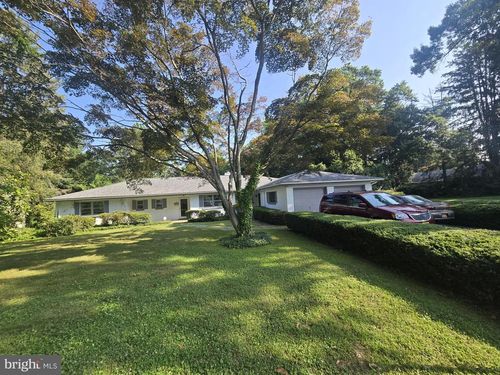 18 Chestnut Dr, WOODSTOWN, NJ, 08098-1003 | Card Image