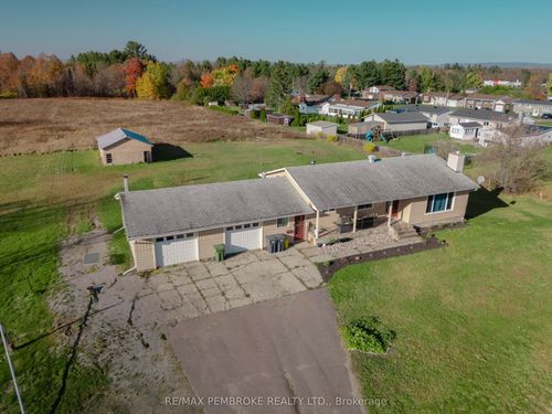 148 Forest Lea Rd, Pembroke, ON, K8A7S9 | Card Image