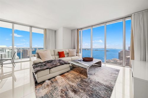 4410-485 Brickell Ave, Miami, FL, 33131-2717 | Card Image