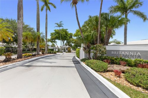 6414 Sw 114th Pl, Miami, FL, 33173 | Card Image