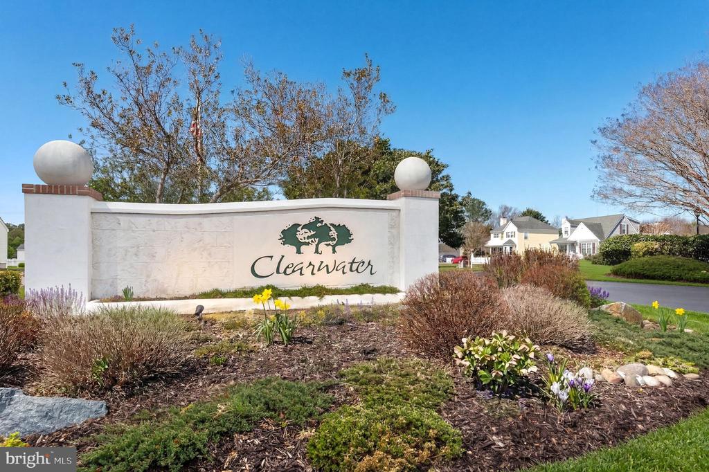 Residential in FRANKFORD 5