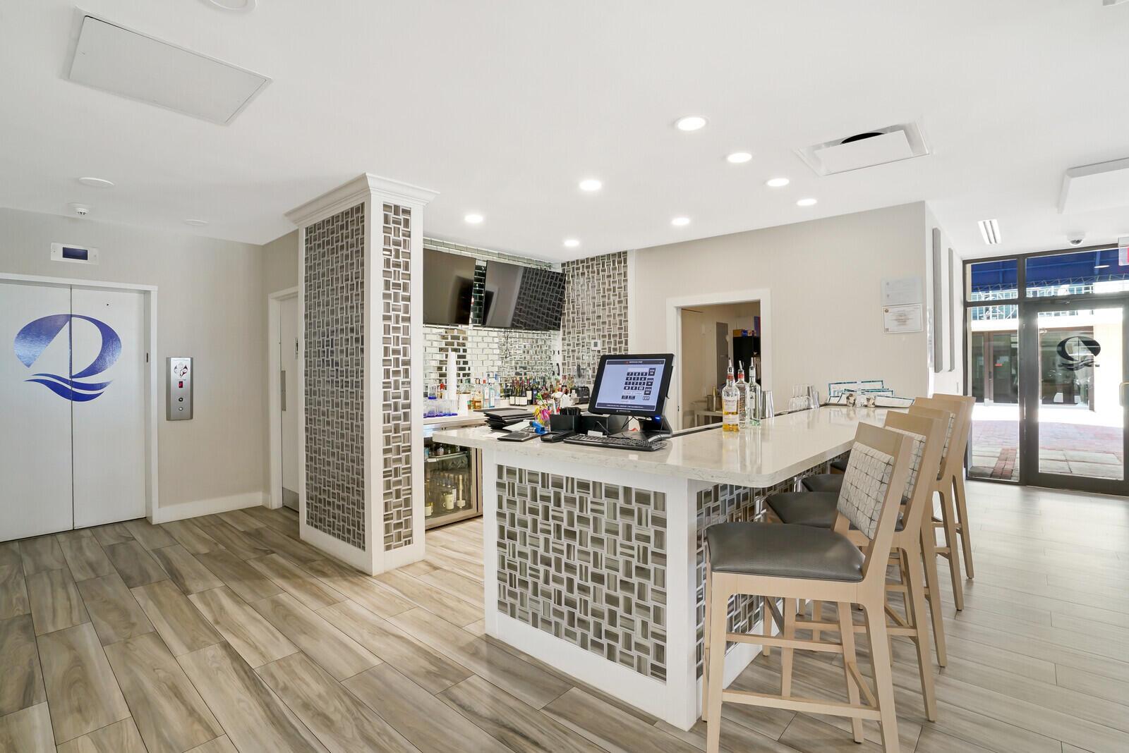 Residential Lease in Singer Island 4