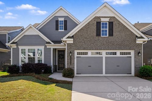 10420 Superb Ln, Charlotte, NC, 28215-7181 | Card Image