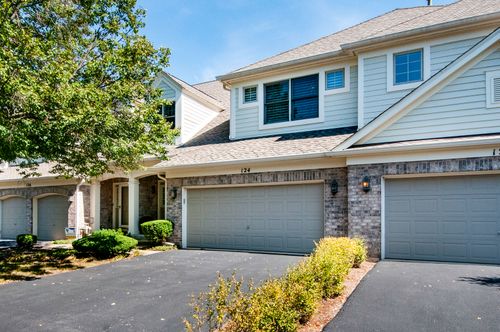 124 Fairway Dr, La Grange, IL, 60525-5288 | Card Image