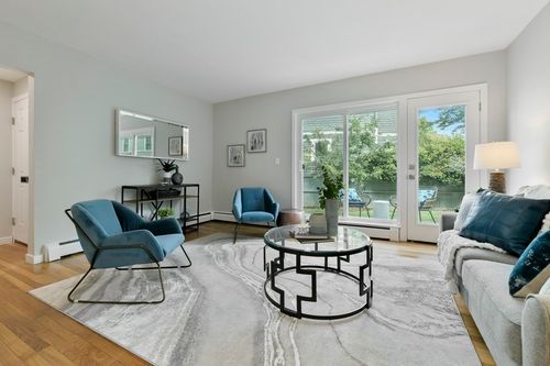 30-30 Lowell St, Cambridge, MA, 02138-4741 | Card Image