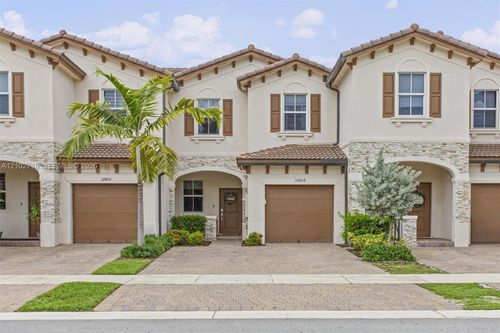12808 Nw 22nd Pl, Miami, FL, 33167-1471 | Card Image