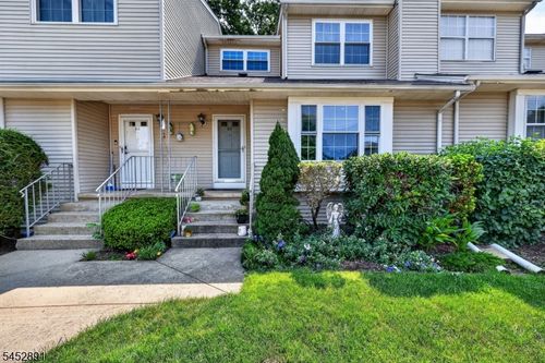 65 Freemont Ct, Somerset, NJ, 08873-4707 | Card Image