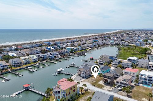 414 18th St, Sunset Beach, NC, 28468-4029 | Card Image