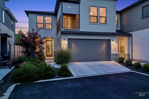 3263 S Sedgebrook Ln, Eagle, ID, 83616-6402 | Card Image