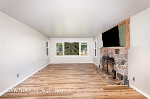319 S M 18, Gladwin, MI, 48624-1839 | Card Image