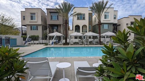 767 Sienna Way, Inglewood, CA, 90301-3783 | Card Image