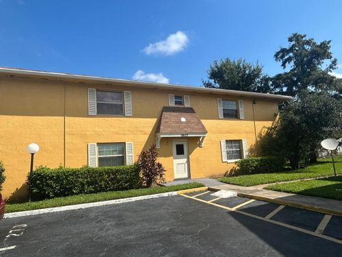 d-1627 W Oak Ridge Rd, ORLANDO, FL, 32809-3927 | Card Image