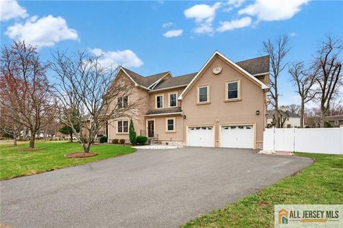 19 Utica Rd, Edison, NJ, 08820-2353 | Card Image