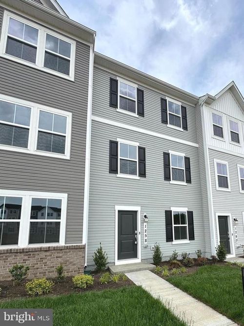 1258 Cedar Valley Rd, RANSON, WV, 25438-5697 | Card Image