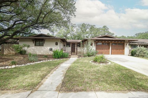 302 W Silver Sands Dr, San Antonio, TX, 78216-3540 | Card Image