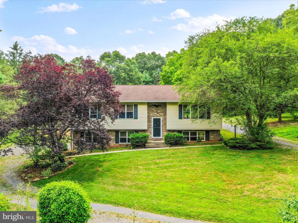 Gilbert Rd, Chambersburg, PA 17202