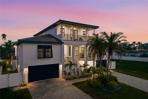 104 17th St, BELLEAIR BEACH, FL, 33786-3312 | Card Image