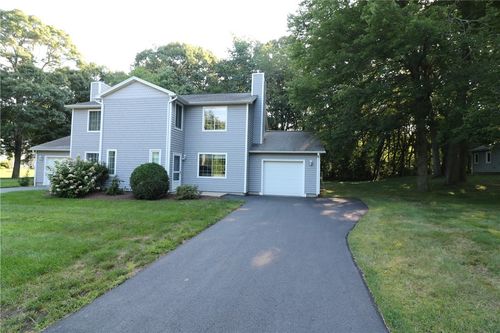 8 Cinnamon Ln, Saunderstown, RI, 02874-2457 | Card Image