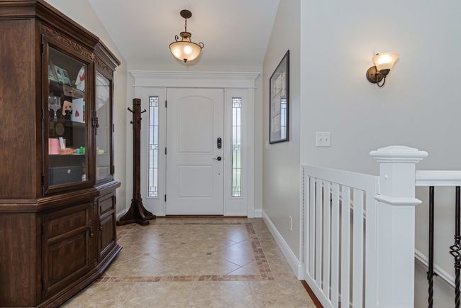 1619 W Meadowlark Dr, Home with 3 bedrooms, 3 bathrooms and null parking in Pontiac IL | Image 8