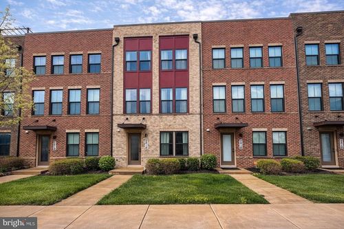 2814 Lewis Ave, SUITLAND, MD, 20746-1803 | Card Image