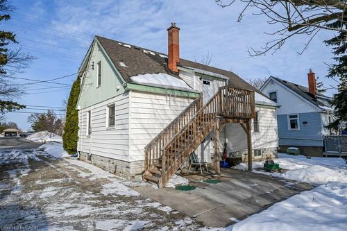 2-2657 Binbrook Rd, Binbrook, ON, L0R1C0 | Card Image