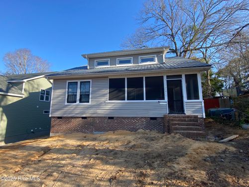 404 Summit St, Aberdeen, NC, 28315-2420 | Card Image