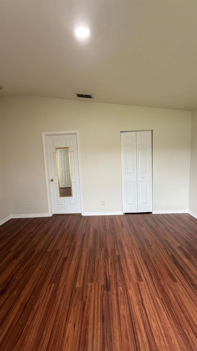 2131 Sw Newport Isles Boulevard Boulevard, House other with 3 bedrooms, 2 bathrooms and null parking in Port St Lucie FL | Image 10