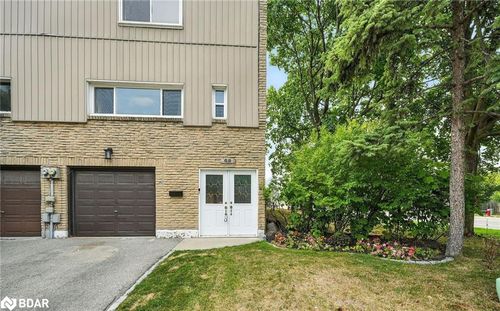 69-400 Bloor St, Mississauga, ON, L5A3M8 | Card Image