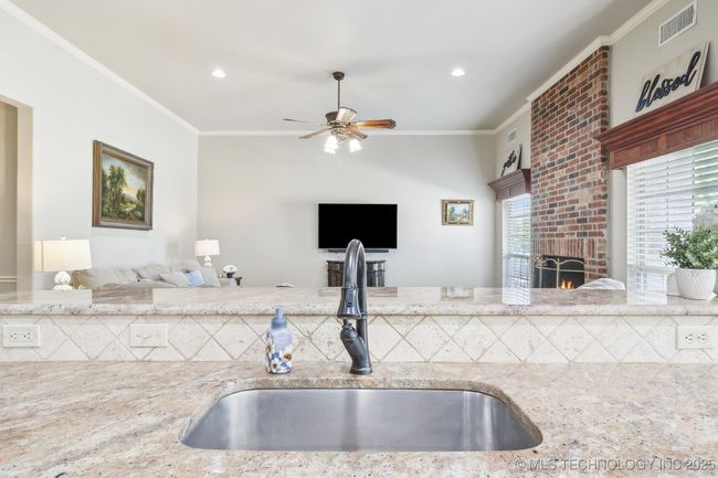 3903 S Tamarack Pl, House other with 4 bedrooms, 4 bathrooms and null parking in Broken Arrow OK | Image 25