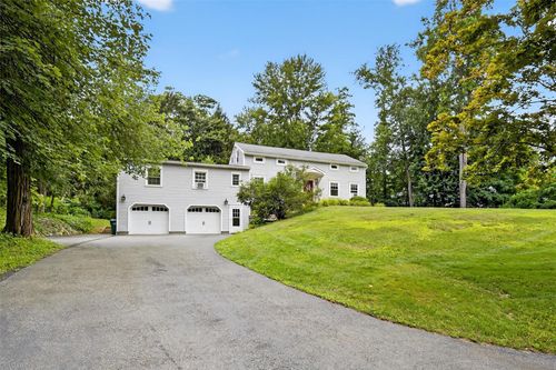 7 Terra Nova Dr, East Fishkill, NY, 12533-5100 | Card Image
